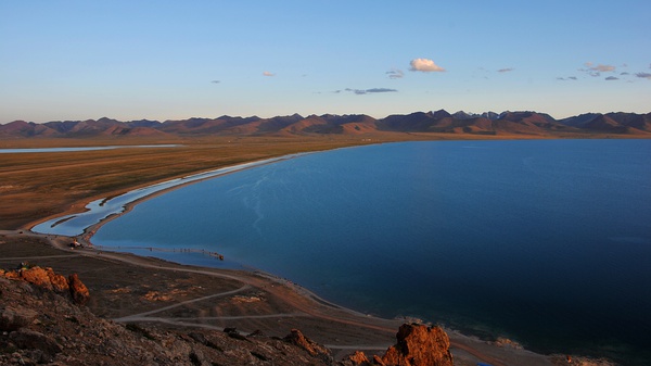 十月去西藏旅游冷吗_拉萨纳木措日喀则单卧单