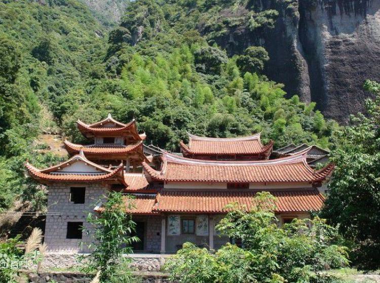 菜溪岩寺