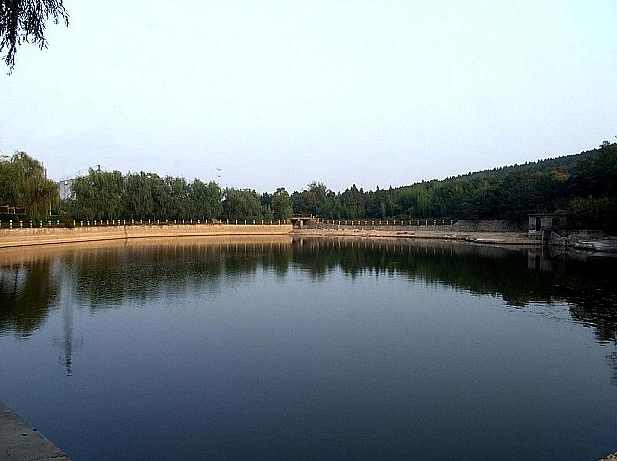 Ȫɽ����ɭ�ֹ�԰